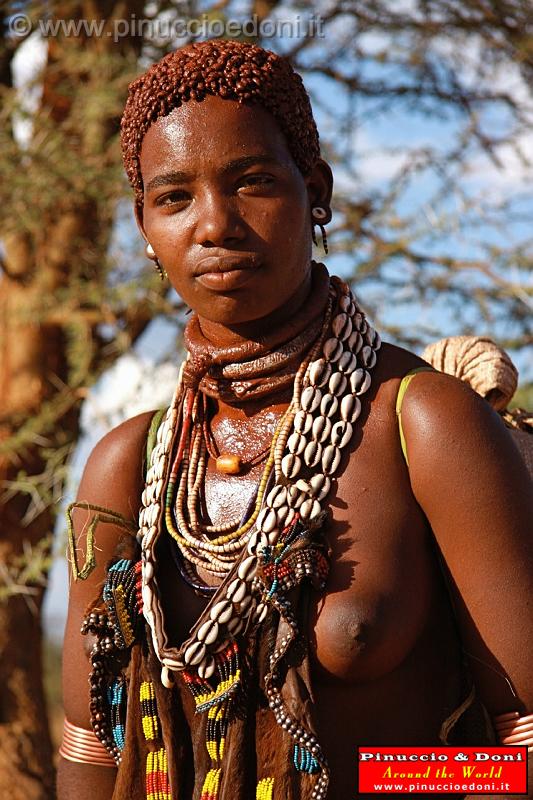 Ethiopia - Sulla strada per Turni - 55 - Ragazza Hamer.jpg